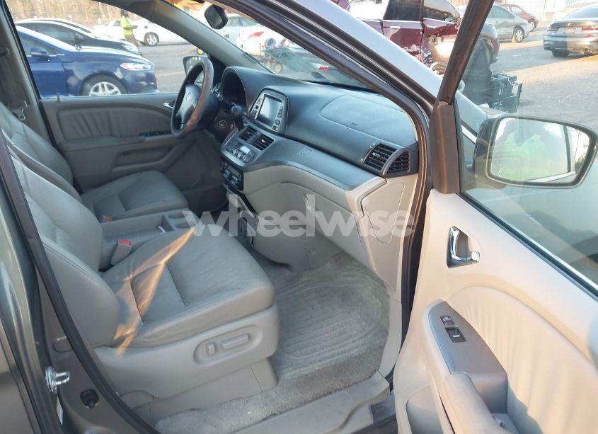 Photo 5 of 2008 Honda Odyssey EX-L (VIN 5FNRL38708B096128)