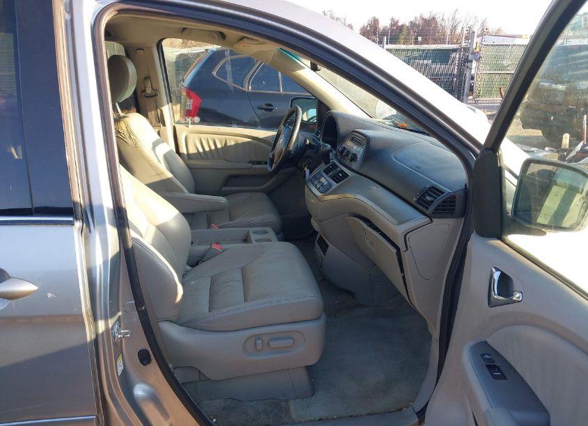 Photo 5 of 2009 Honda Odyssey EX-L (VIN 5FNRL38709B008499)