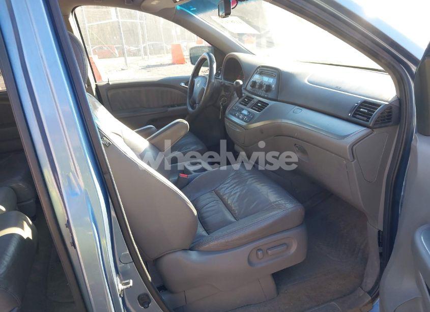 Photo 5 of 2009 Honda Odyssey EX-L (VIN 5FNRL38709B054270)