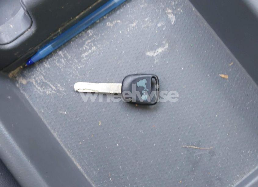 Photo 11 of 2005 Honda Odyssey EX-L (VIN 5FNRL38715B003399)