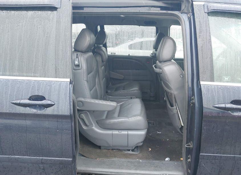 Photo 8 of 2005 Honda Odyssey EX-L (VIN 5FNRL38715B115197)