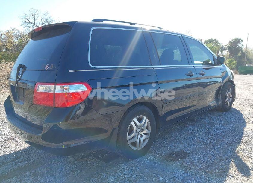 Photo 4 of 2006 Honda Odyssey EX-L (VIN 5FNRL38716B038672)