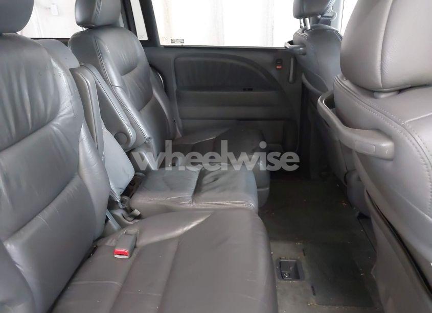 Photo 8 of 2006 Honda Odyssey EX-L (VIN 5FNRL38716B066942)