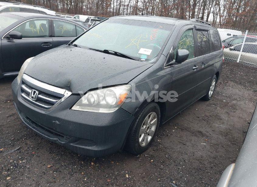 Photo 2 of 2006 Honda Odyssey EX-L (VIN 5FNRL38716B077116)