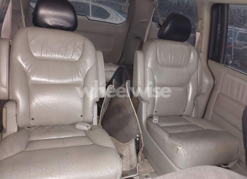 Photo 8 of 2006 Honda Odyssey EX-L (VIN 5FNRL38716B077116)