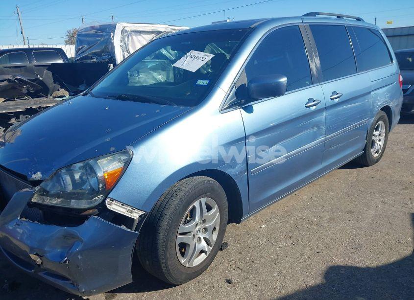 Photo 2 of 2006 Honda Odyssey EX-L (VIN 5FNRL38716B099164)