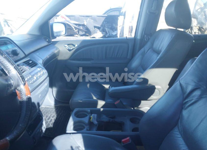 Photo 5 of 2006 Honda Odyssey EX-L (VIN 5FNRL38716B099164)