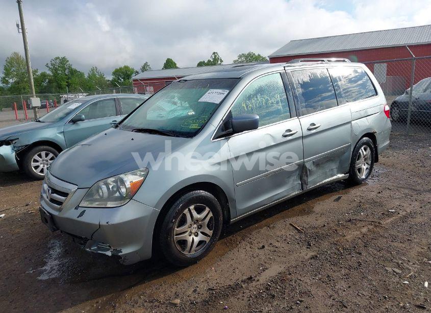Photo 2 of 2007 Honda Odyssey EX-L (VIN 5FNRL38717B002725)