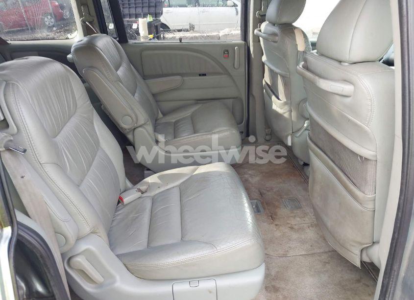 Photo 8 of 2007 Honda Odyssey EX-L (VIN 5FNRL38717B002725)