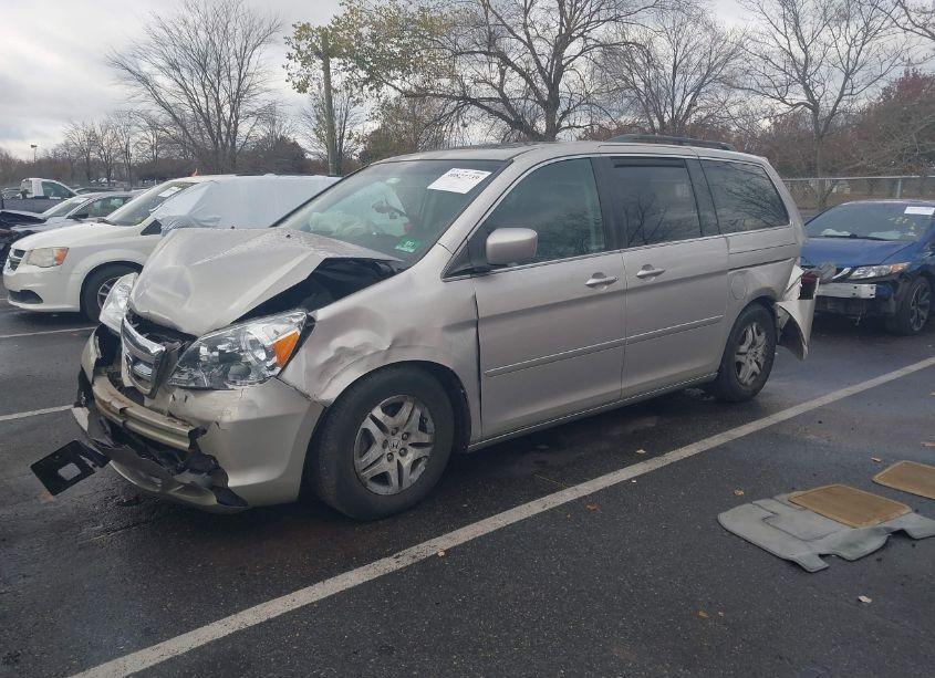 Photo 2 of 2007 Honda Odyssey EX-L (VIN 5FNRL38717B031450)