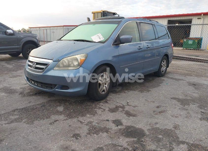 Photo 2 of 2007 Honda Odyssey EX-L (VIN 5FNRL38717B035384)