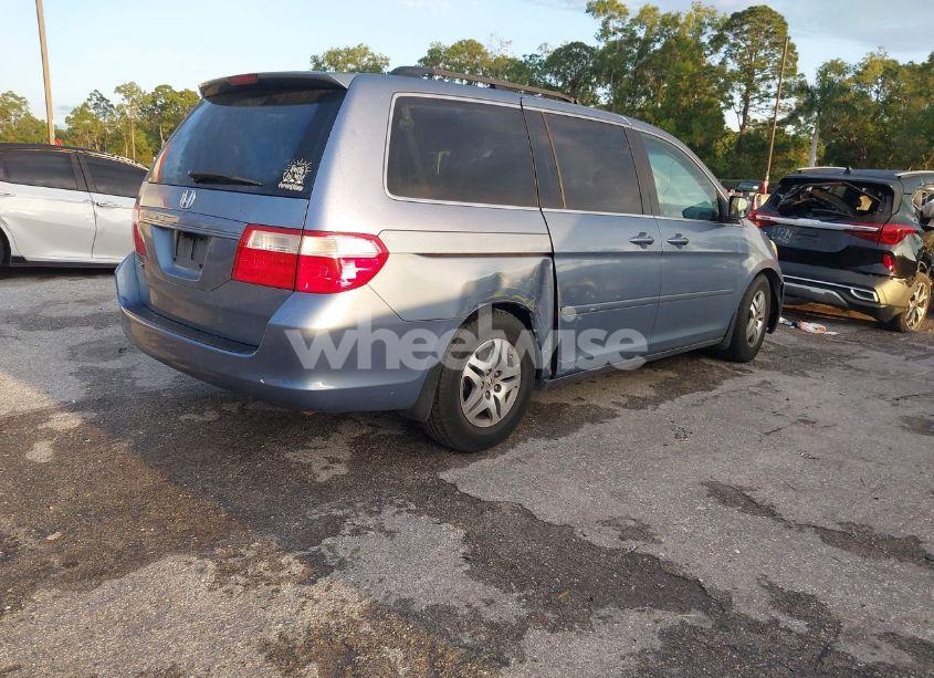 Photo 4 of 2007 Honda Odyssey EX-L (VIN 5FNRL38717B035384)
