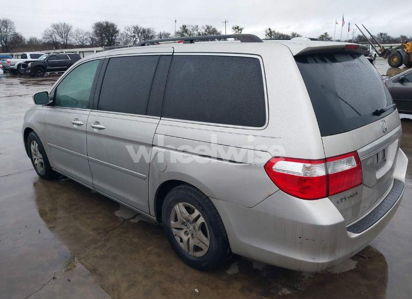 Photo 3 of 2007 Honda Odyssey EX-L (VIN 5FNRL38717B041654)