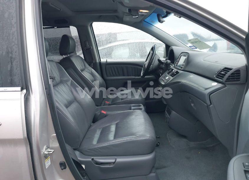 Photo 5 of 2007 Honda Odyssey EX-L (VIN 5FNRL38717B041654)