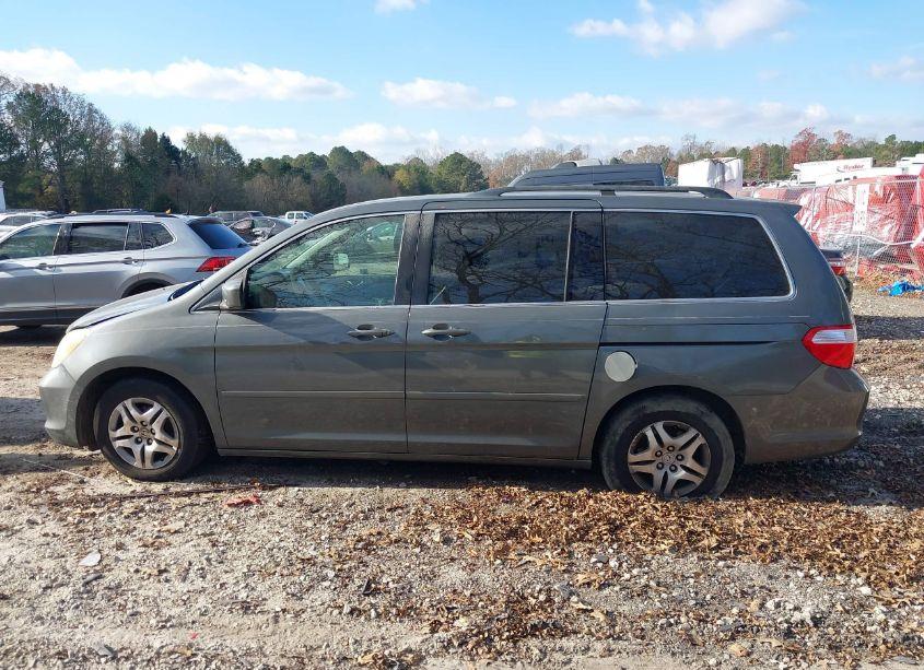 Photo 15 of 2007 Honda Odyssey EX-L (VIN 5FNRL38717B063377)