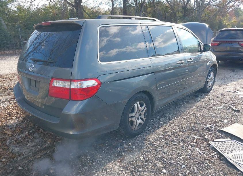 Photo 4 of 2007 Honda Odyssey EX-L (VIN 5FNRL38717B063377)