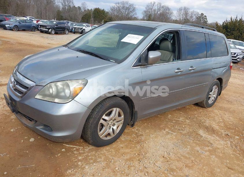 Photo 2 of 2007 Honda Odyssey EX-L (VIN 5FNRL38717B087436)