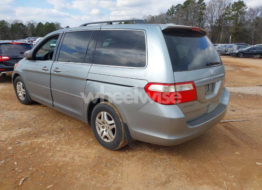 Photo 3 of 2007 Honda Odyssey EX-L (VIN 5FNRL38717B087436)