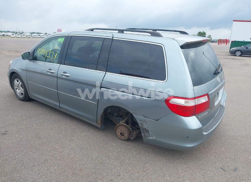 Photo 3 of 2007 Honda Odyssey EX-L (VIN 5FNRL38717B124209)