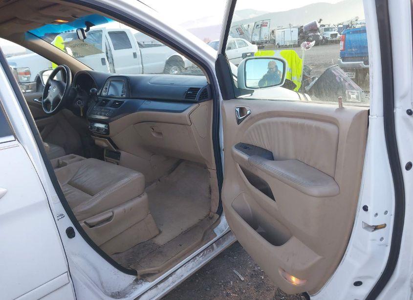 Photo 5 of 2007 Honda Odyssey EX-L (VIN 5FNRL38717B125487)