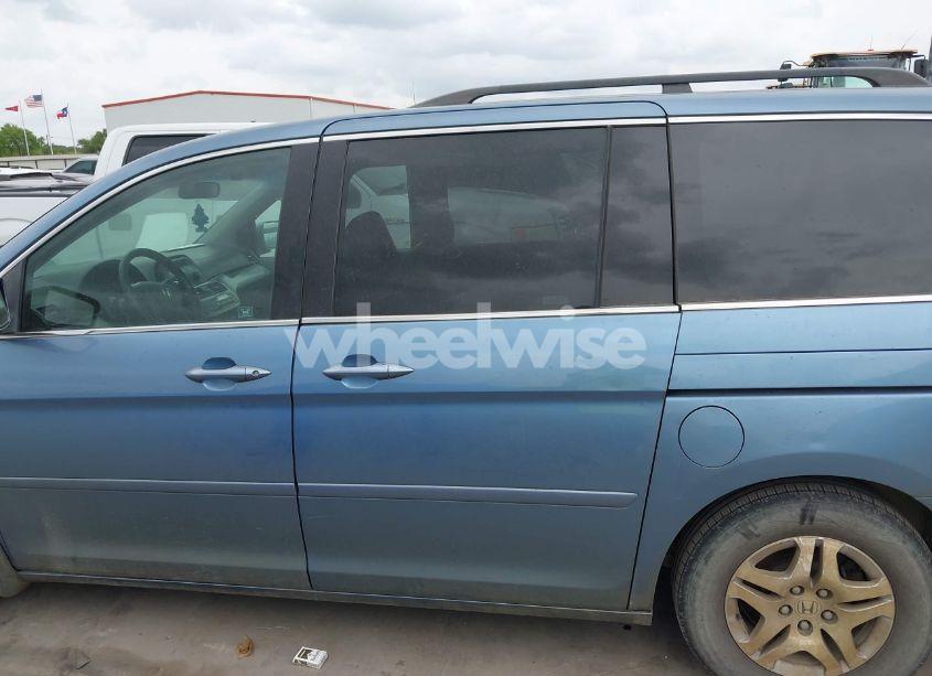 Photo 14 of 2007 Honda Odyssey EX-L (VIN 5FNRL38717B127157)