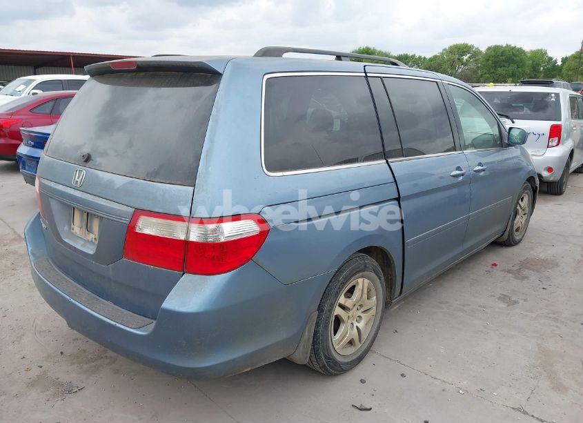 Photo 4 of 2007 Honda Odyssey EX-L (VIN 5FNRL38717B127157)