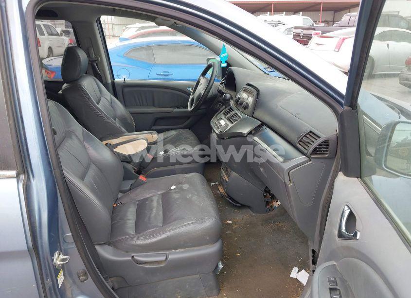 Photo 5 of 2007 Honda Odyssey EX-L (VIN 5FNRL38717B127157)