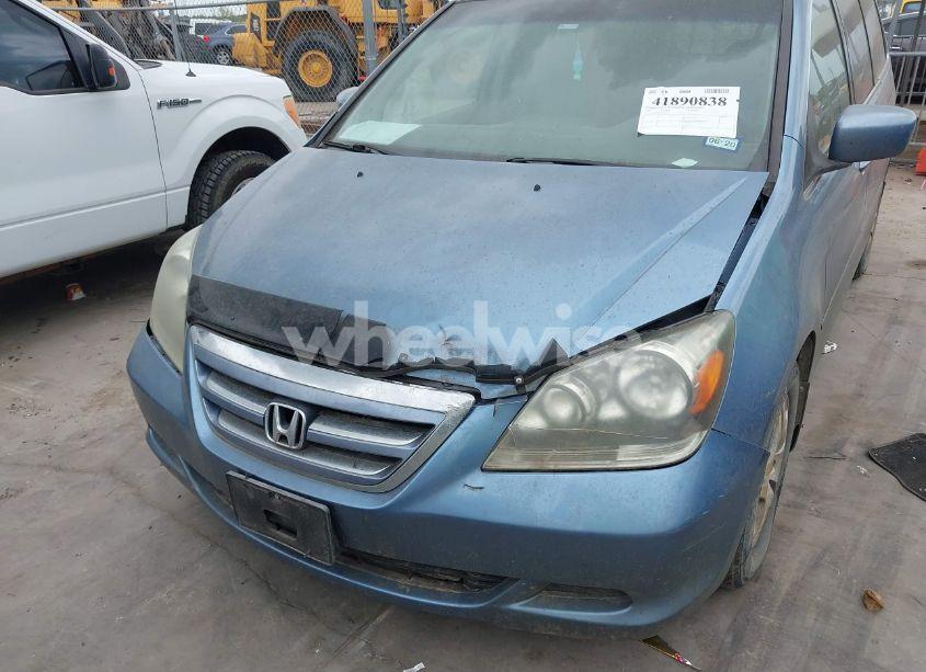 Photo 6 of 2007 Honda Odyssey EX-L (VIN 5FNRL38717B127157)