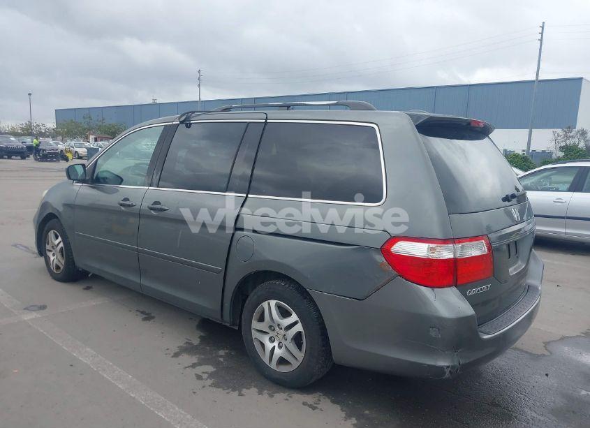 Photo 3 of 2007 Honda Odyssey EX-L (VIN 5FNRL38717B413493)