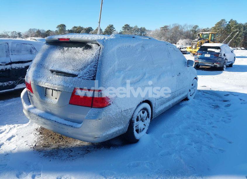 Photo 4 of 2007 Honda Odyssey EX-L (VIN 5FNRL38717B424218)