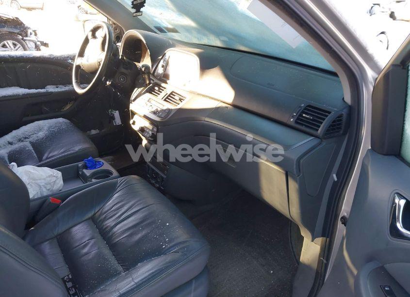 Photo 5 of 2007 Honda Odyssey EX-L (VIN 5FNRL38717B424218)