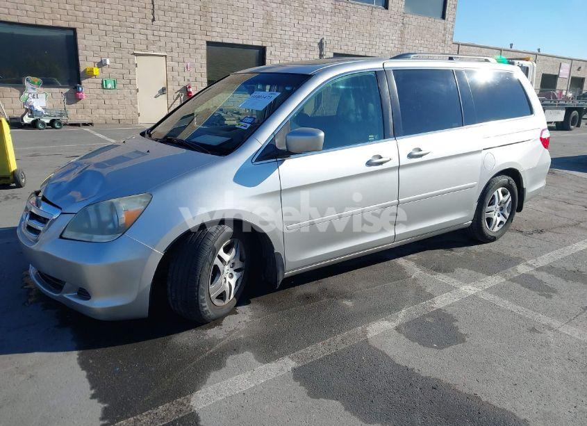Photo 2 of 2007 Honda Odyssey EX-L (VIN 5FNRL38717B435610)
