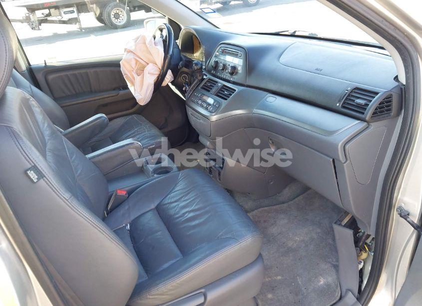 Photo 5 of 2007 Honda Odyssey EX-L (VIN 5FNRL38717B435610)