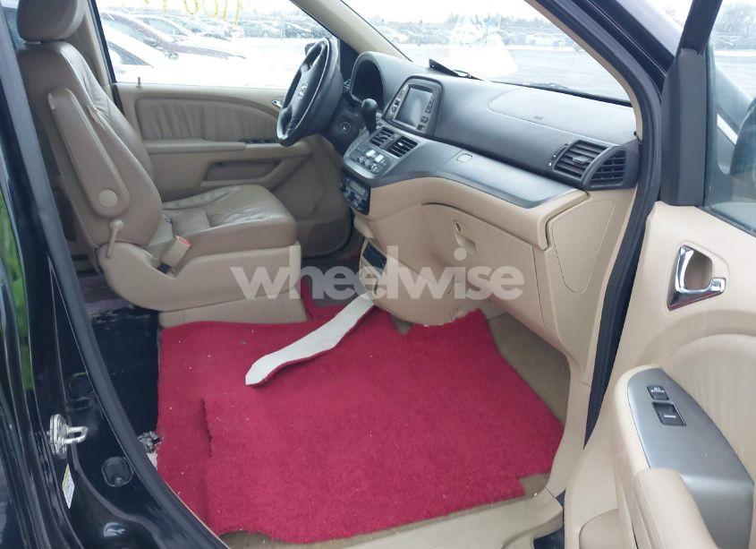 Photo 5 of 2008 Honda Odyssey EX-L (VIN 5FNRL38718B027402)