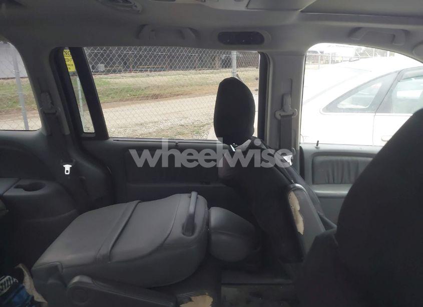 Photo 8 of 2005 Honda Odyssey EX-L (VIN 5FNRL38725B092478)