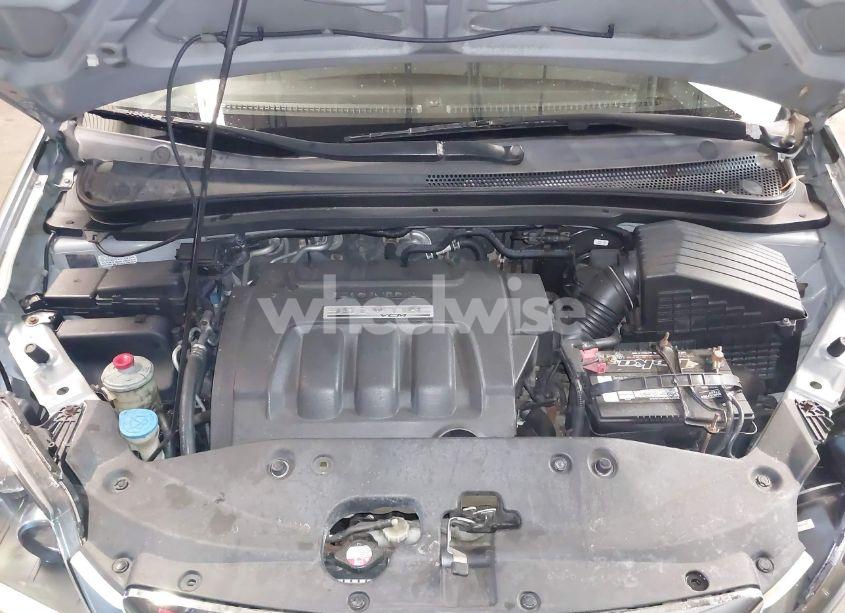 Photo 10 of 2005 Honda Odyssey EX-L (VIN 5FNRL38725B094005)