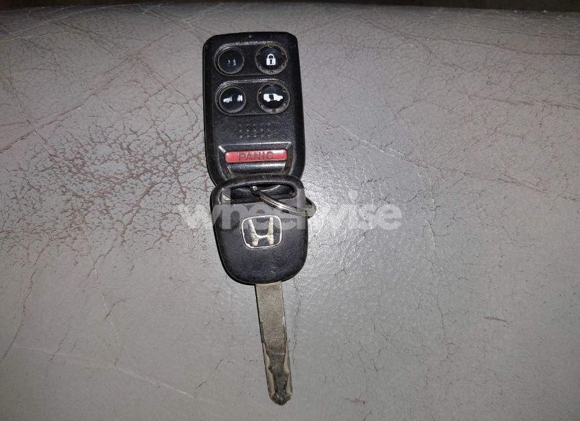 Photo 11 of 2005 Honda Odyssey EX-L (VIN 5FNRL38725B094005)