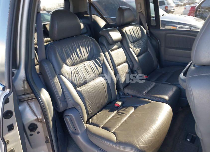 Photo 8 of 2005 Honda Odyssey EX-L (VIN 5FNRL38725B103933)