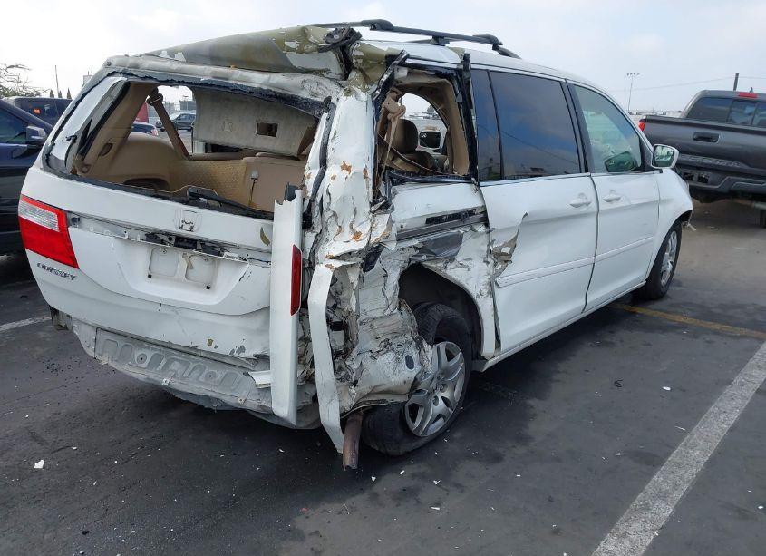 Photo 4 of 2006 Honda Odyssey EX-L (VIN 5FNRL38726B034758)