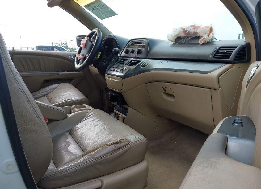 Photo 5 of 2006 Honda Odyssey EX-L (VIN 5FNRL38726B034758)