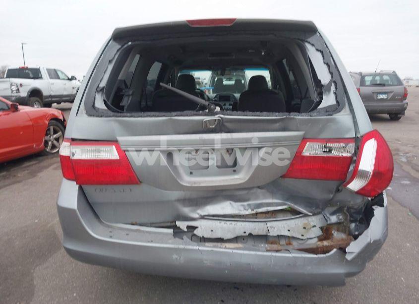 Photo 16 of 2006 Honda Odyssey EX-L (VIN 5FNRL38726B041807)