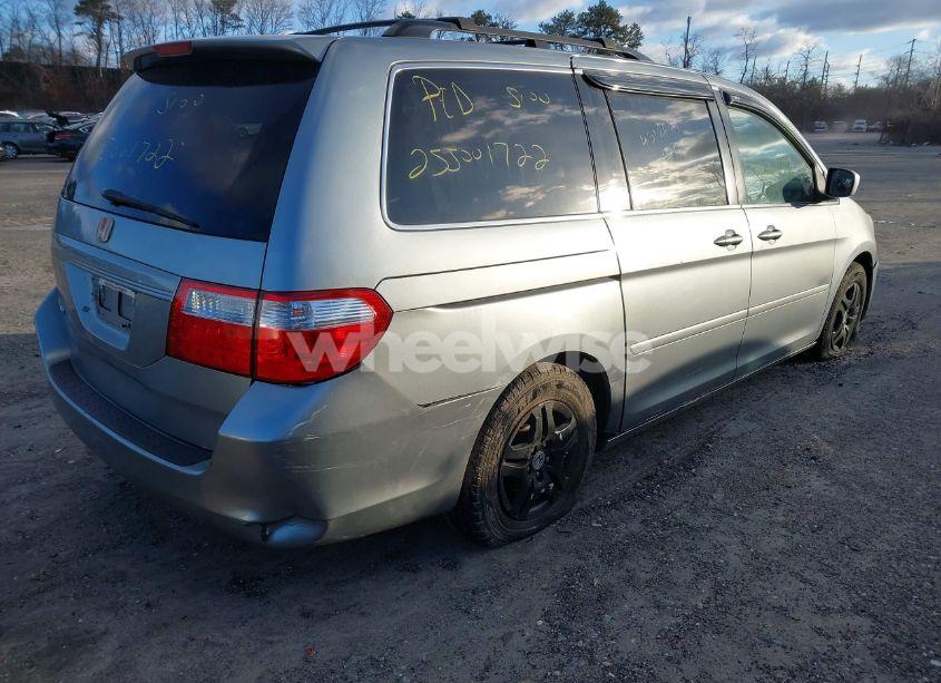 Photo 4 of 2006 Honda Odyssey EX-L (VIN 5FNRL38726B050393)