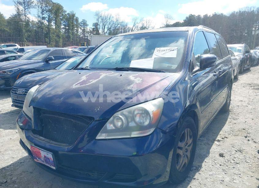 Photo 2 of 2007 Honda Odyssey EX-L (VIN 5FNRL38727B009053)