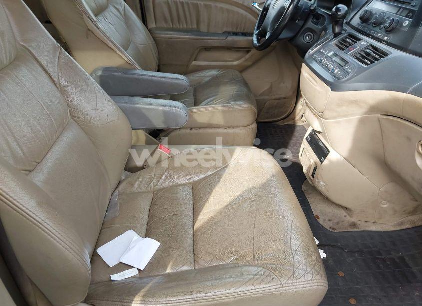 Photo 5 of 2007 Honda Odyssey EX-L (VIN 5FNRL38727B130469)