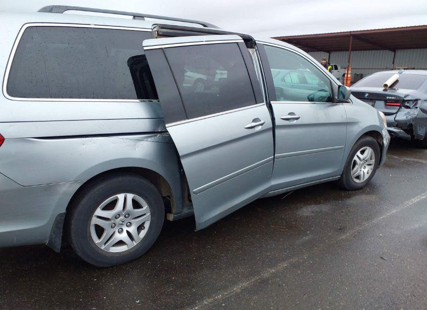 Photo 6 of 2007 Honda Odyssey EX-L (VIN 5FNRL38727B139883)