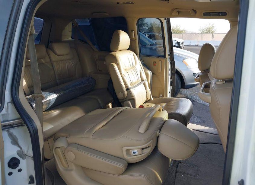 Photo 8 of 2008 Honda Odyssey EX-L (VIN 5FNRL38728B001925)