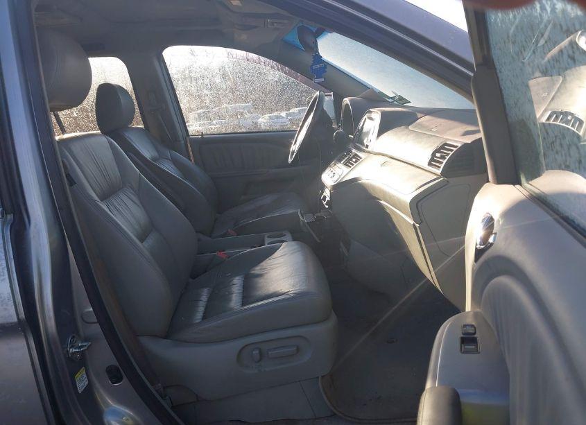 Photo 5 of 2008 Honda Odyssey EX-L (VIN 5FNRL38728B041812)