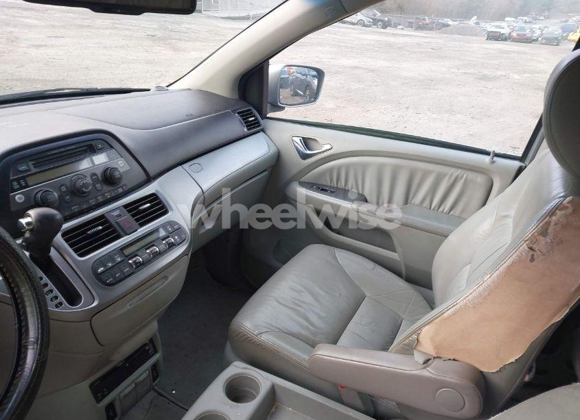 Photo 5 of 2008 Honda Odyssey EX-L (VIN 5FNRL38728B067035)