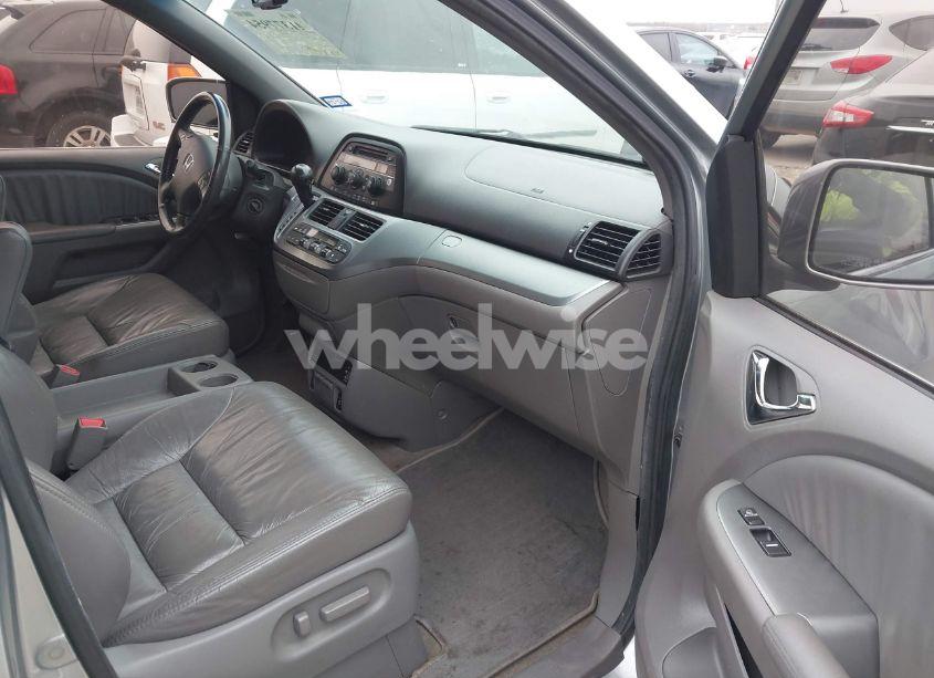 Photo 5 of 2009 Honda Odyssey EX-L (VIN 5FNRL38729B046106)