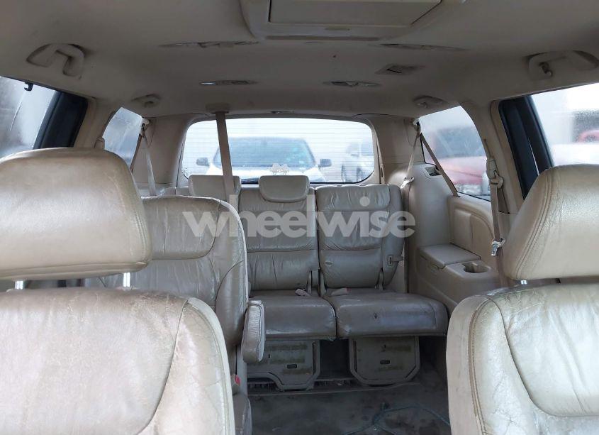 Photo 8 of 2005 Honda Odyssey EX-L (VIN 5FNRL38735B015831)